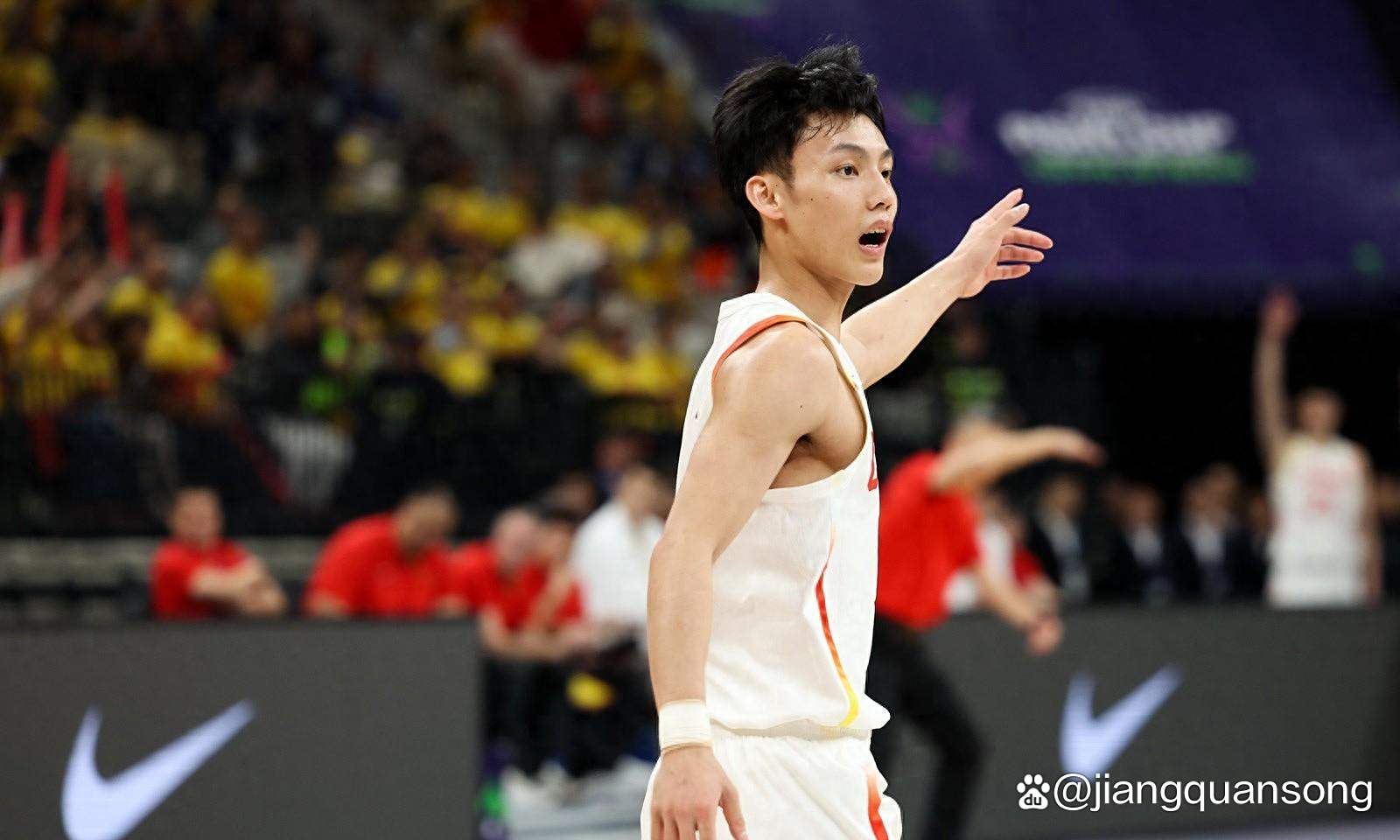 必威体育登录-高诗岩、徐杰位置不稳定，王俊杰是热身赛最大发现的简单介绍